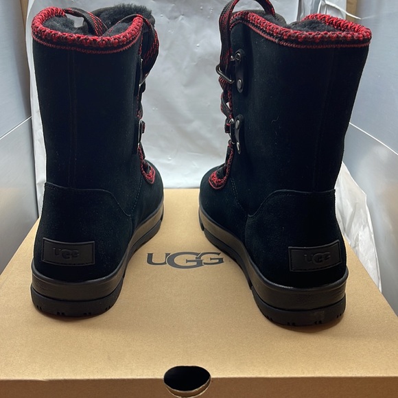 BNIB UGG Classic Weather Hiker Hi Boots BLACK 9 - Picture 4 of 11